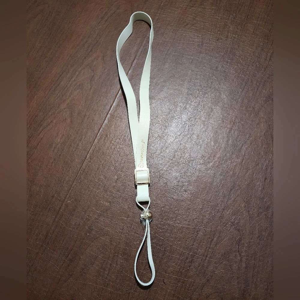 NWOT - Chic Cream Lanyard with Gold Details - Picture 1 of 5